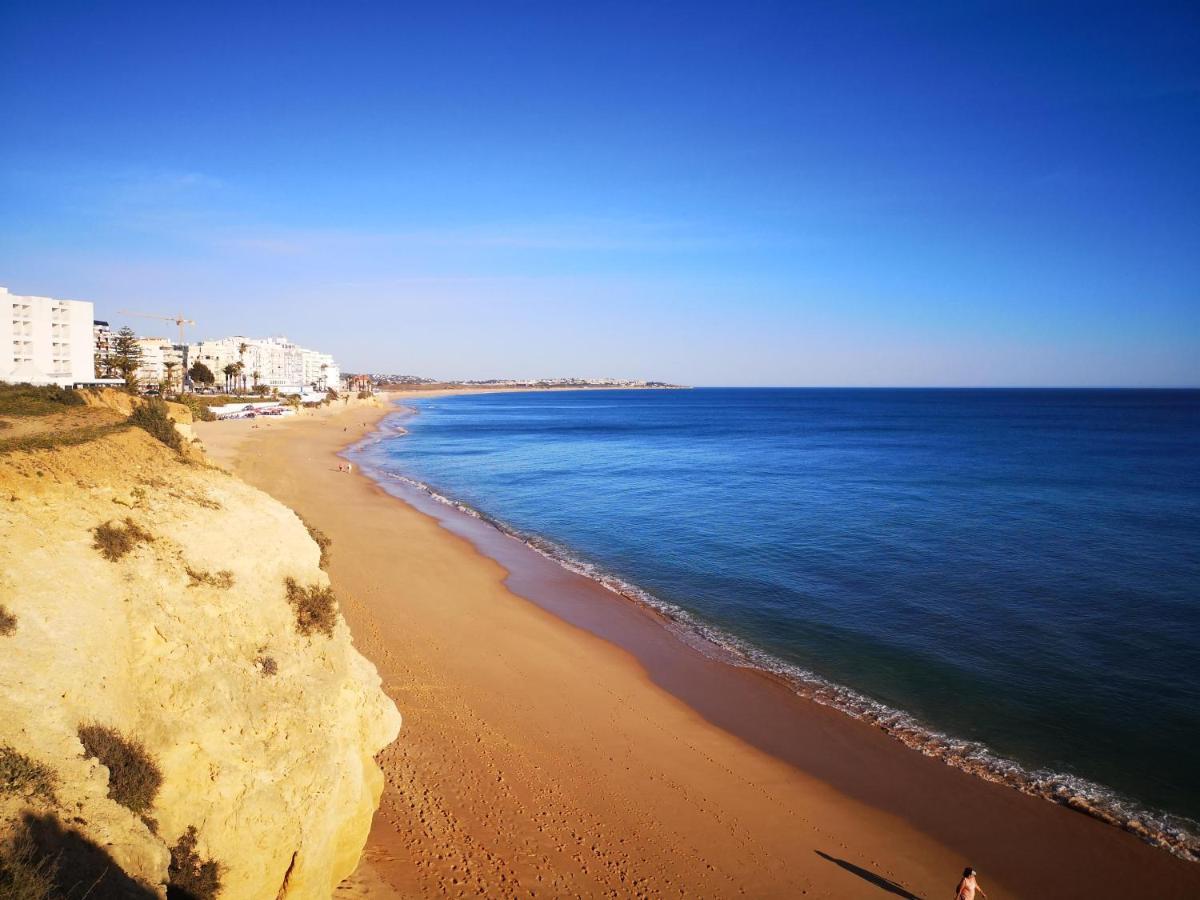 Armacao De Pera Praia Mar Sol Buitenkant foto